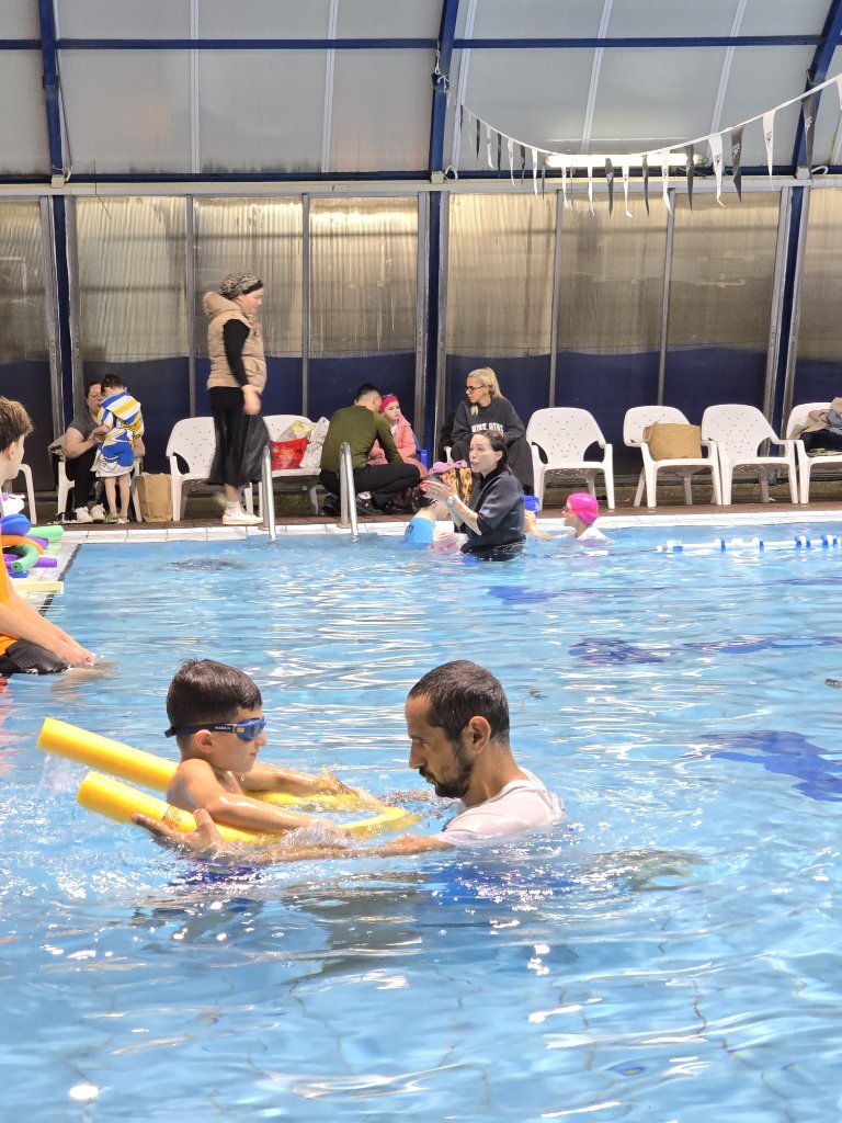 כשהמים הופכים למגרש המשחקים של הנפש: הסוד של הידרותרפיה בשיטת BTEAM