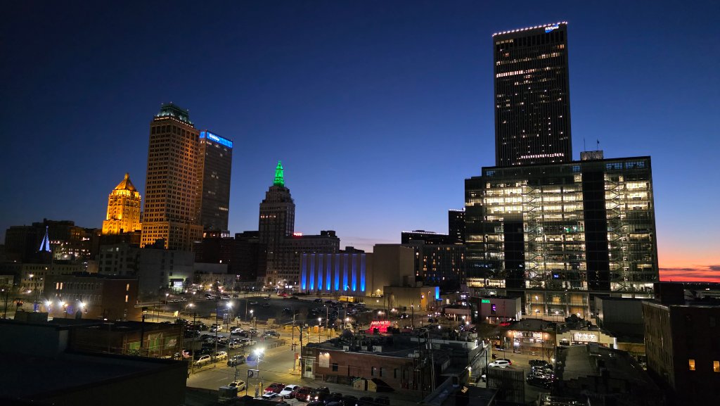 Wise Plumbing service van and licensed plumbers in Tulsa, Oklahoma