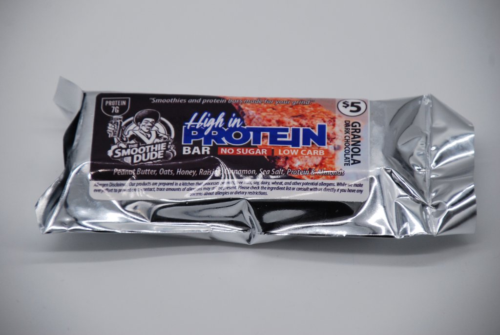 Granola dark chocolate protein bar
