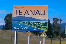 Te Anau road sign