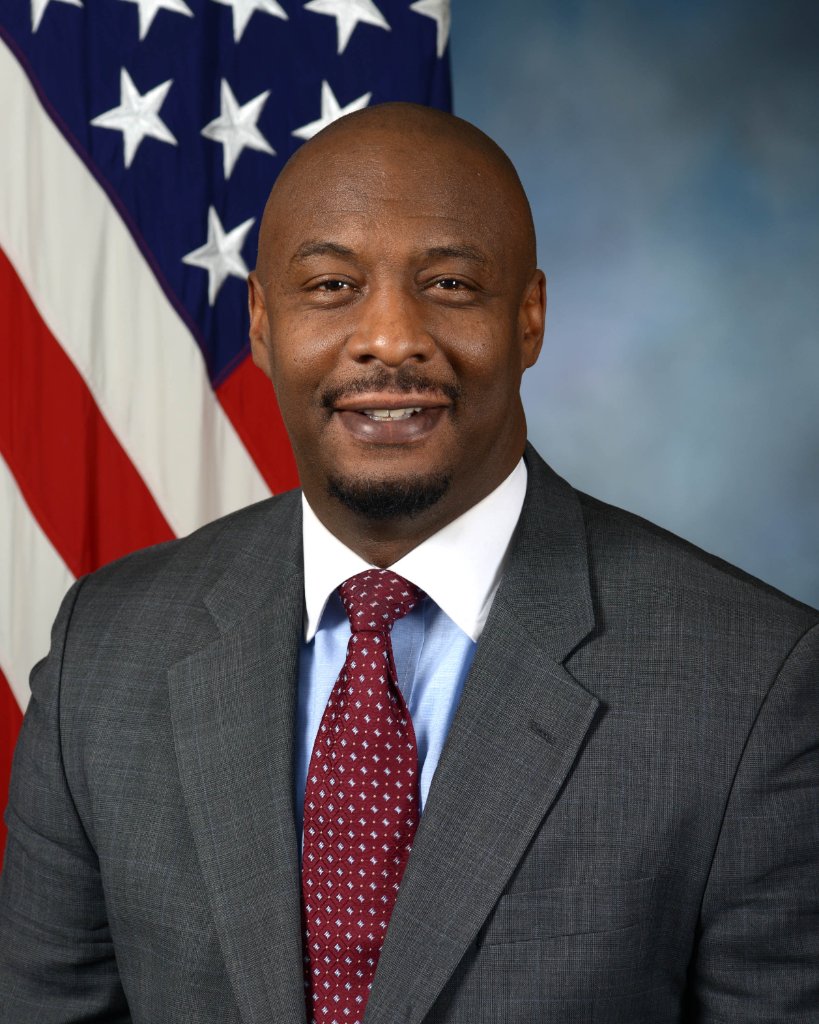 Mr. Edward Derrell McNeil  Sr.