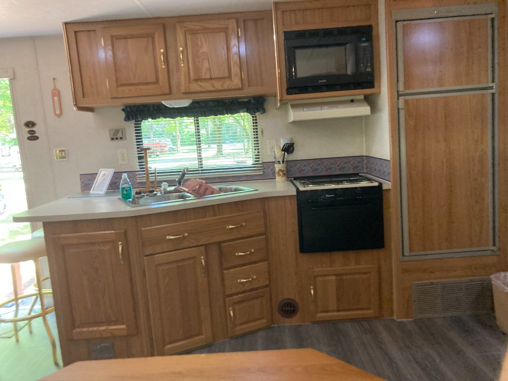 Coachmen full kitchen with appliances
