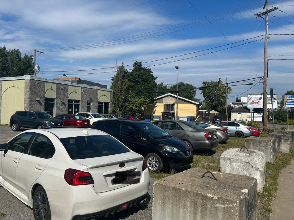855 rue Saint-Vallier Ouest