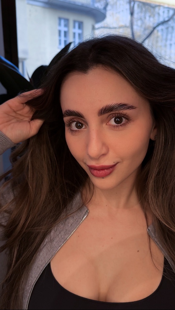 Brows Tinting
