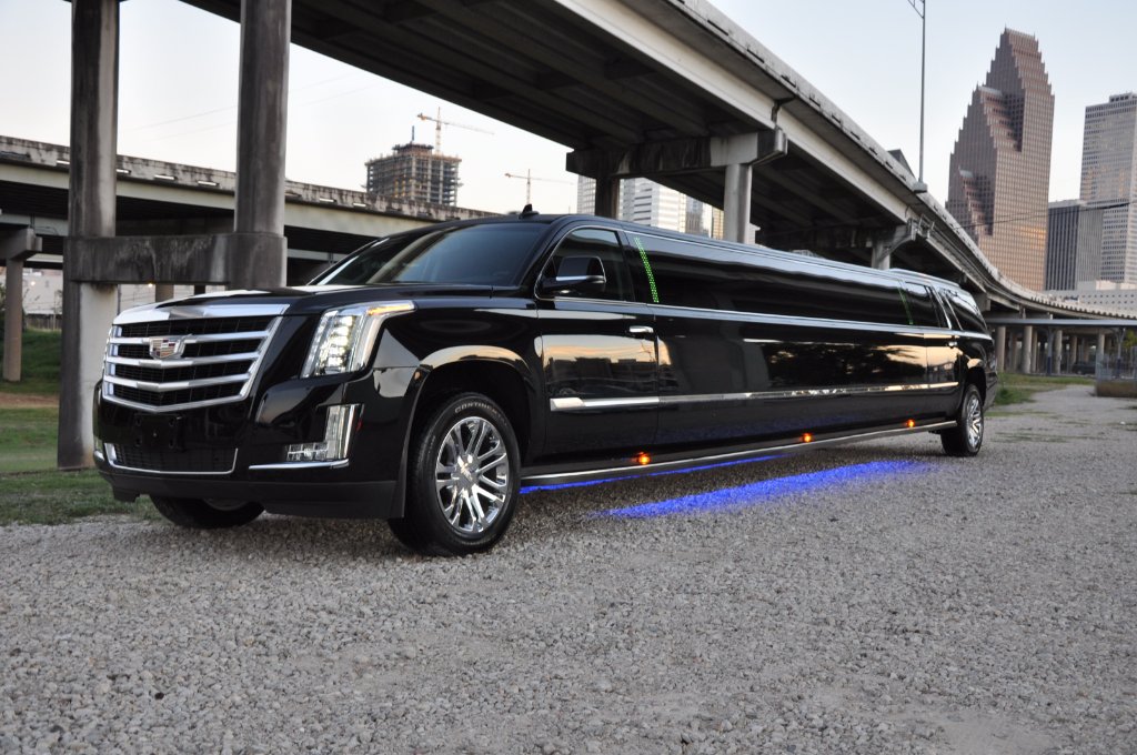 Stretch Limousine - Wedding and special occasion limo service Dallas Charlotte