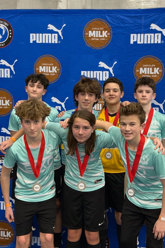 EIXO 2012 Boys team with medals