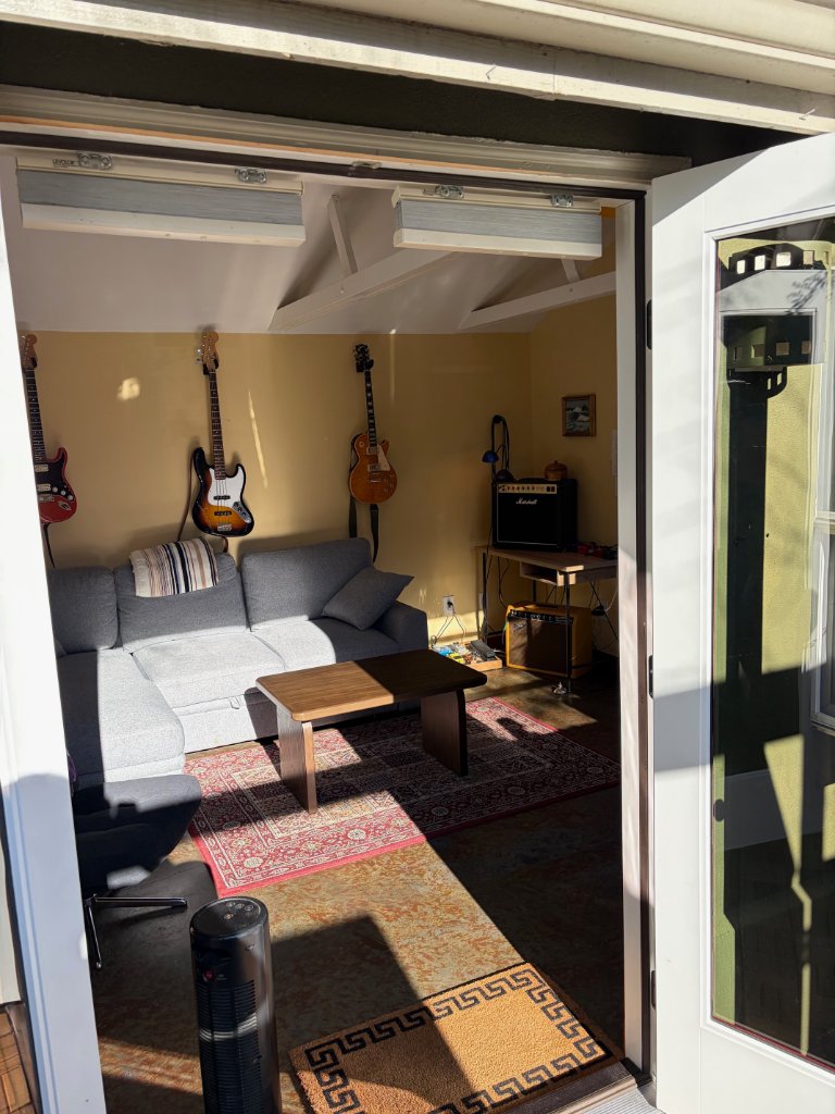 Casita guitar studio