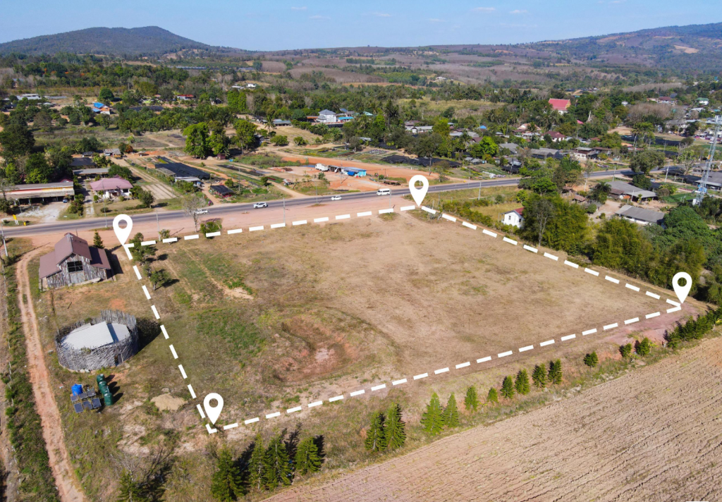 Land image