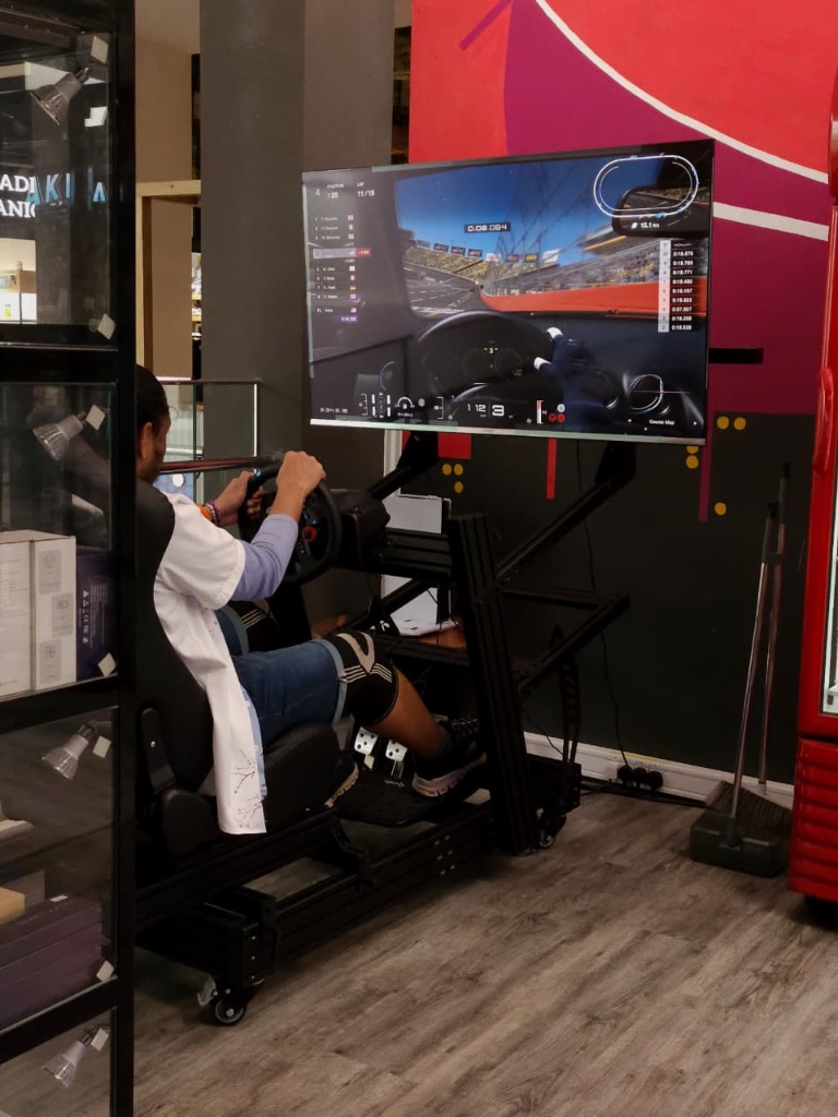 Gran Turismo 7 Racing Simulator