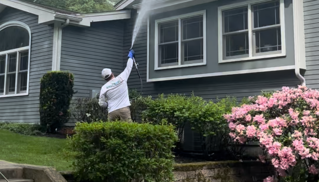 Gutter Cleaning service - professional pressure washing in Massachusetts