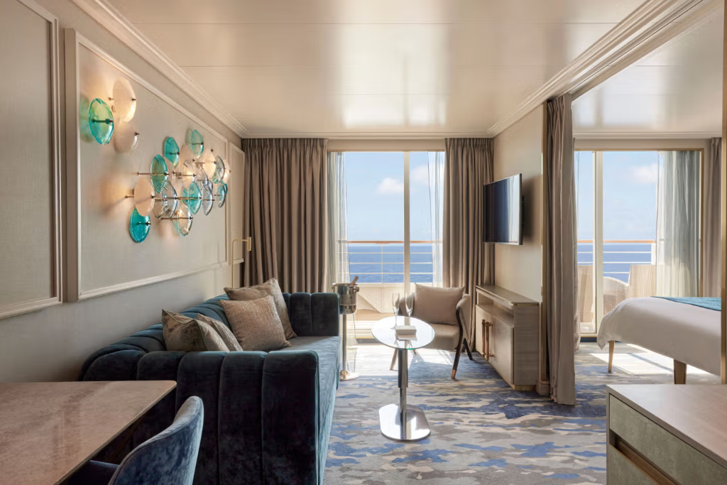 Sapphire Veranda Suite