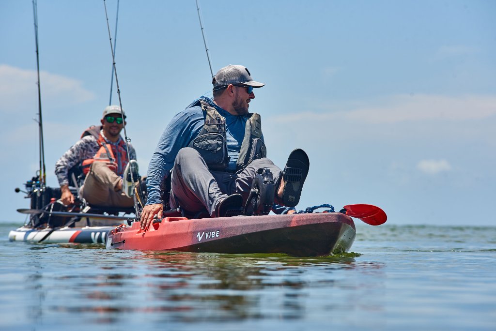 Kajak za pecanje – zašto je fishing kajak idealno rešenje za ribolovce u Srbiji?