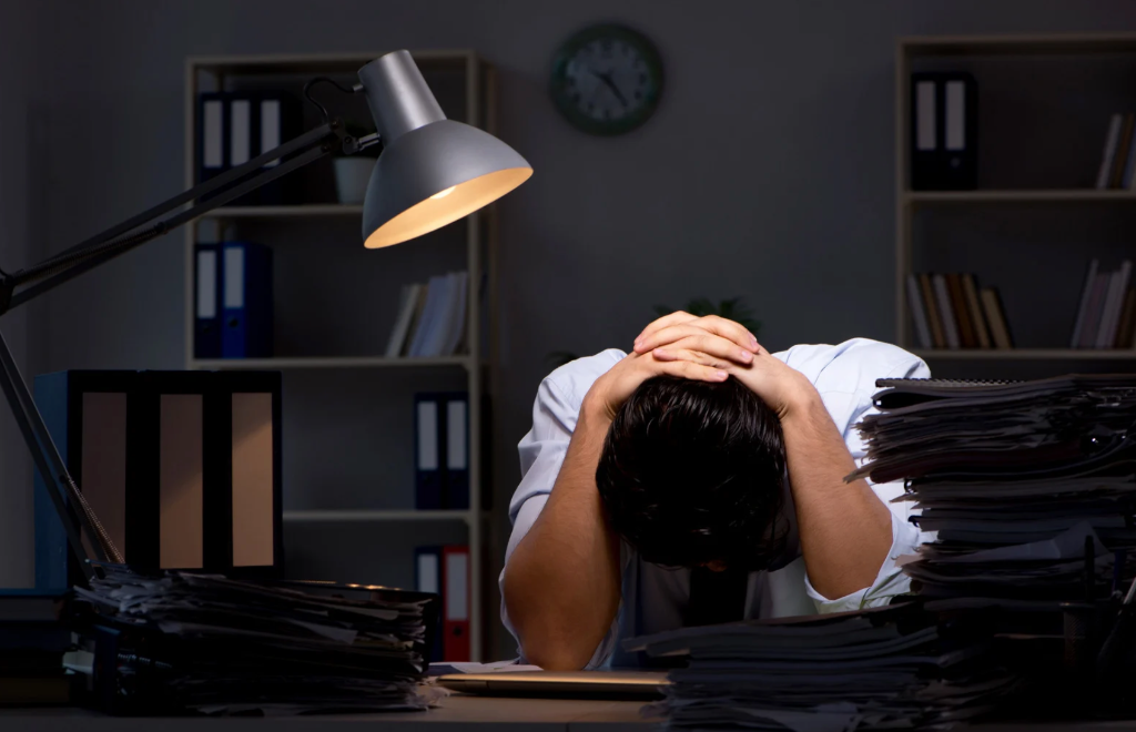 5 Signs Your Body is Crying Out for a Detox - health article about toxin-free living