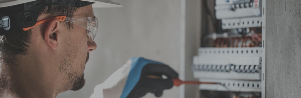 Électricien industriel travaux complexes