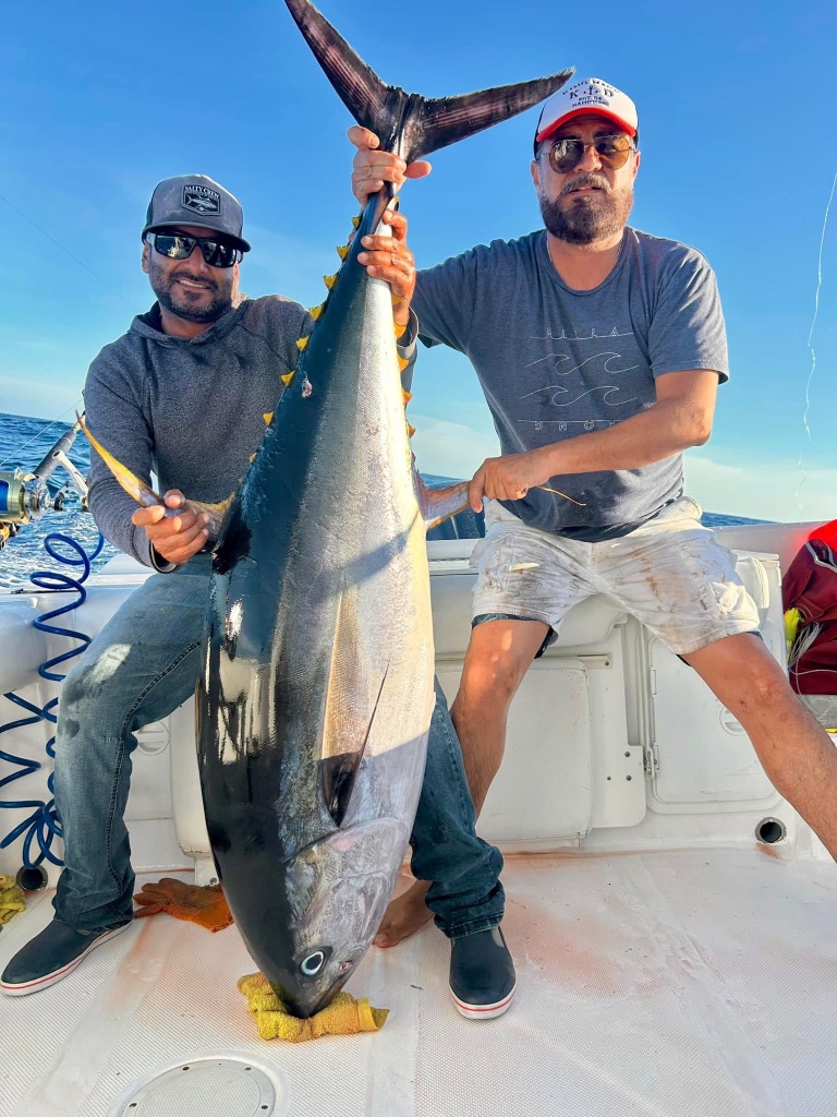 David Chen from Los Angeles, CA - verified 5-star customer catch photo, deep sea fishing charter review Cabo San Lucas with Cabo Fishing Charters Pros