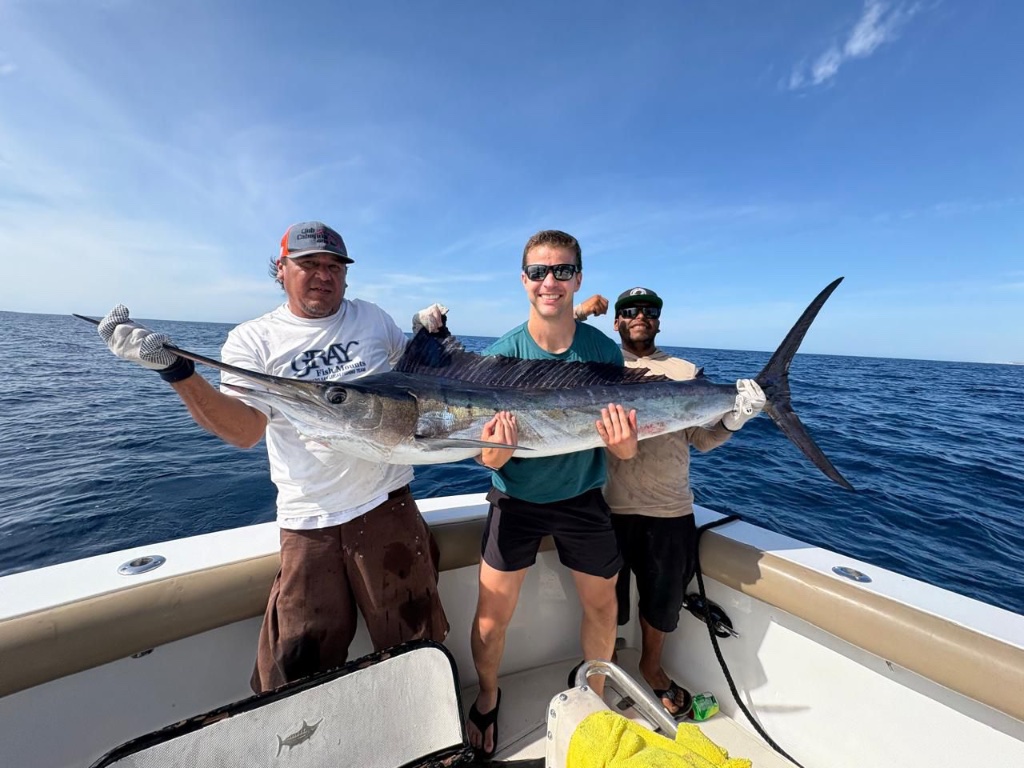 Tyler Morgan from Tampa, FL - verified 5-star customer catch photo, deep sea fishing charter review Cabo San Lucas with Cabo Fishing Charters Pros