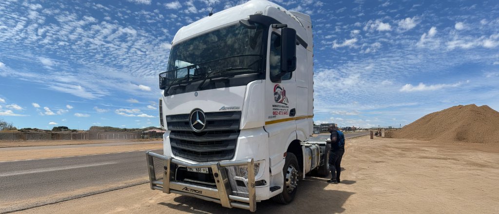CONSTRUCTION VEHICLE WRAP