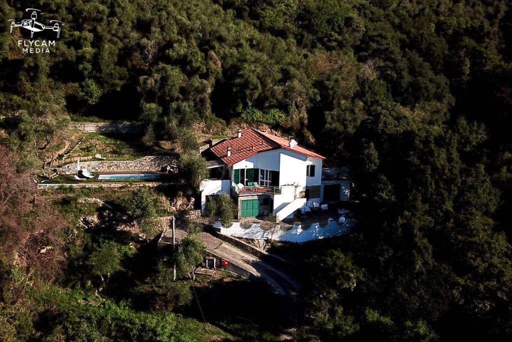Casa Cascata, Italy