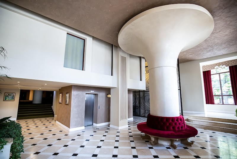 Grand Hotel Traian - Fotografie 1
