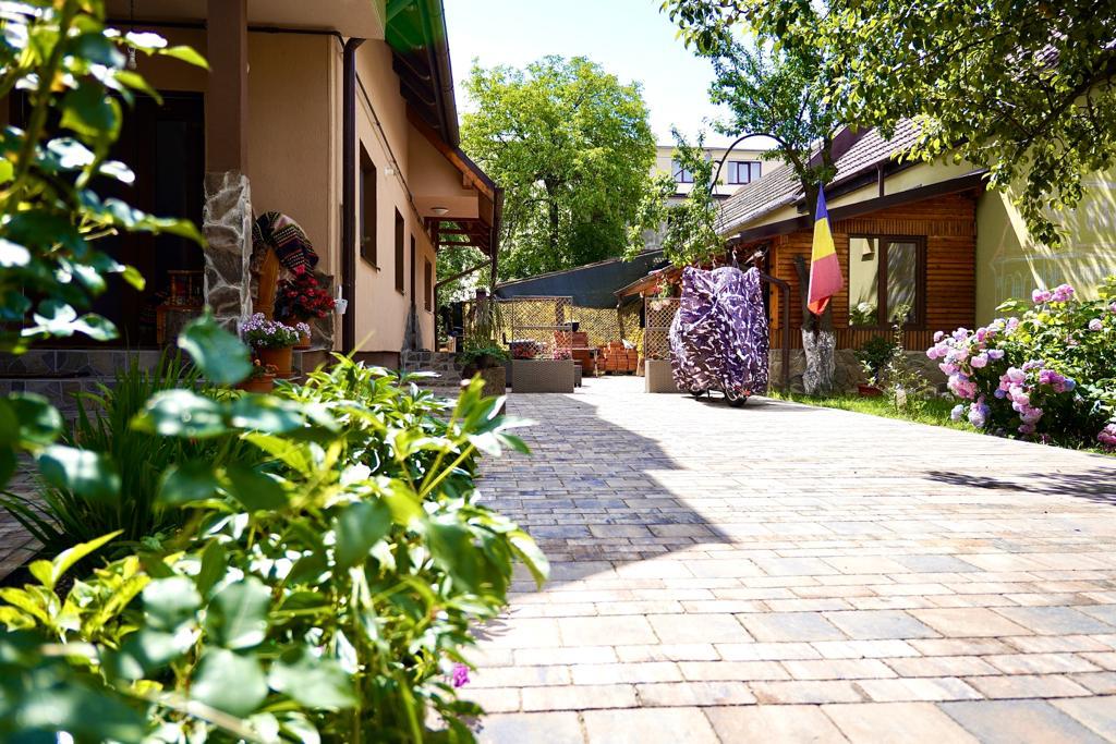 Pensiunea “Casa Felice” - Pensiune în Brașov, Transilvania