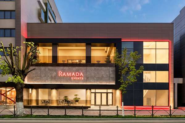 Ramada by Wyndham Ramnicu Valcea - Fotografie 1