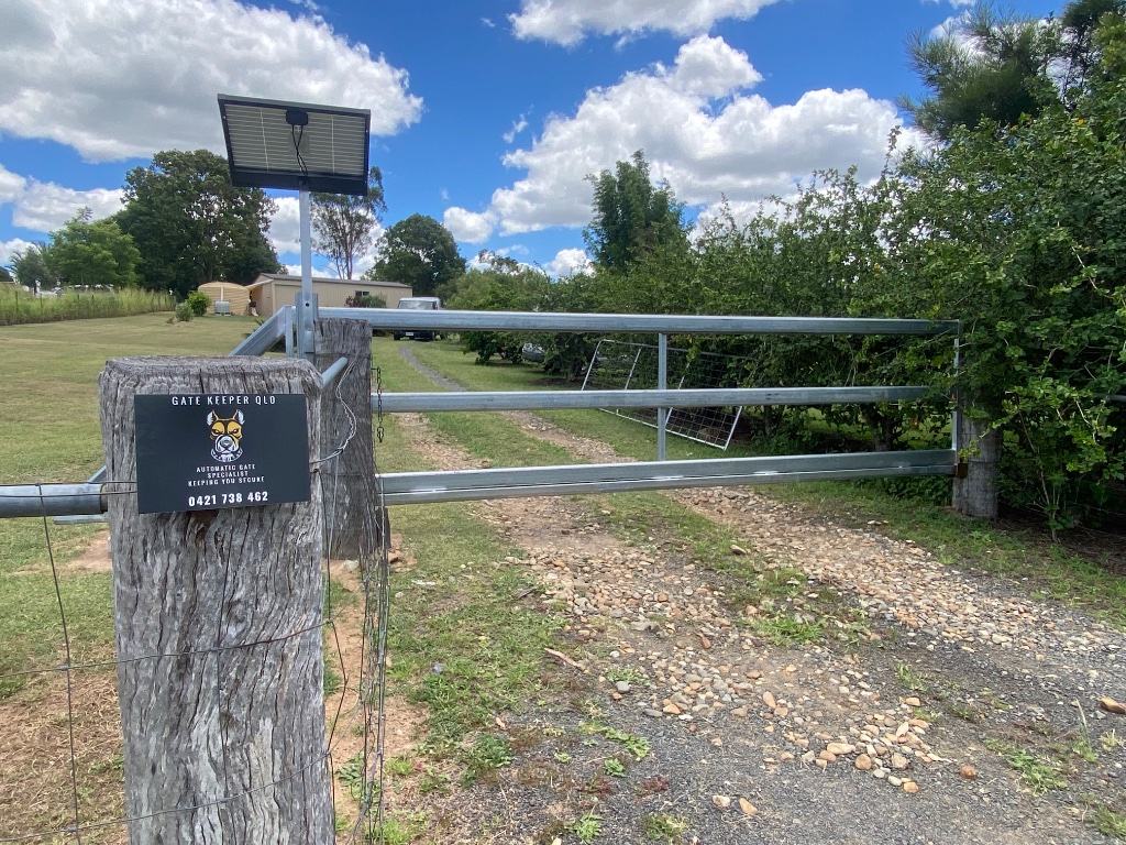 Cantilever Gate Open View