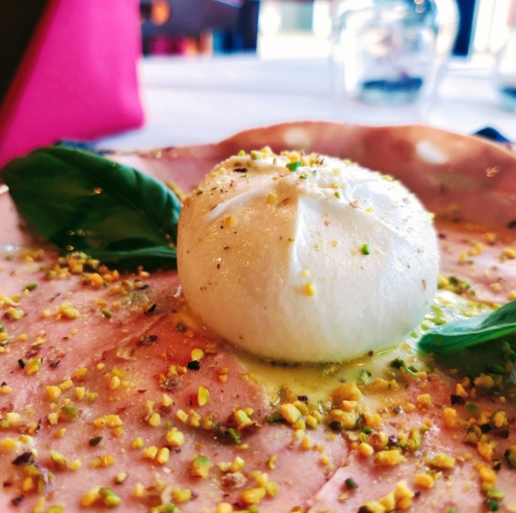 Pizza con Burrata