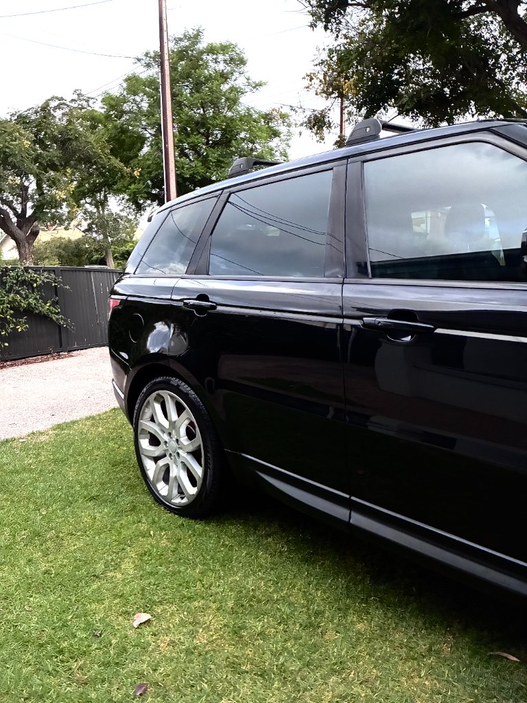 Mirror-like gloss finish