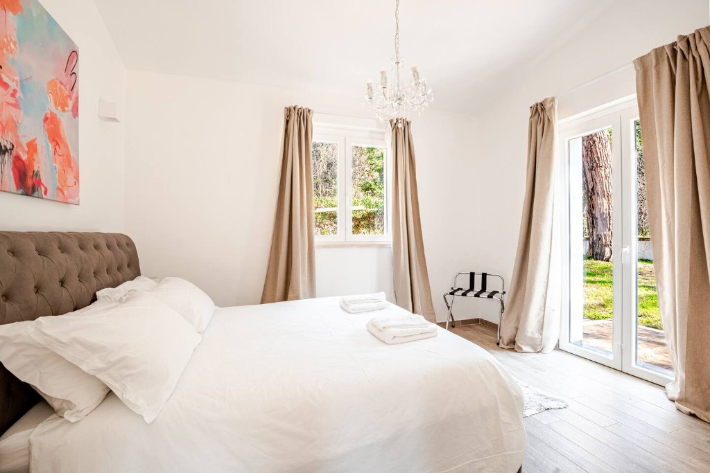 Sustainable Luxury Travel Near Rome: An Autumn Retreat