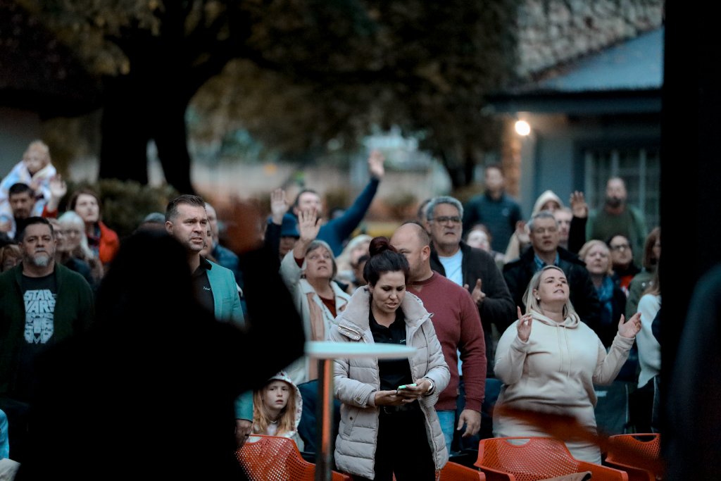 Sunrise Service 9