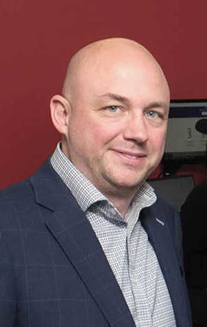 Dan Lindsay