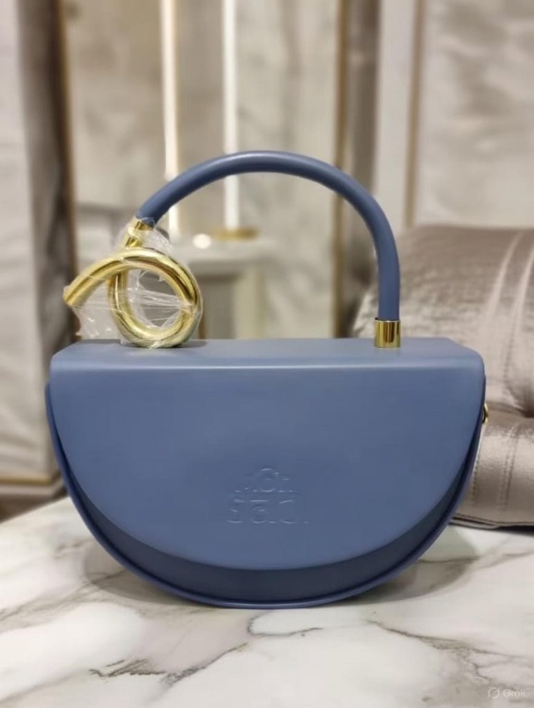 Blue Chiaro