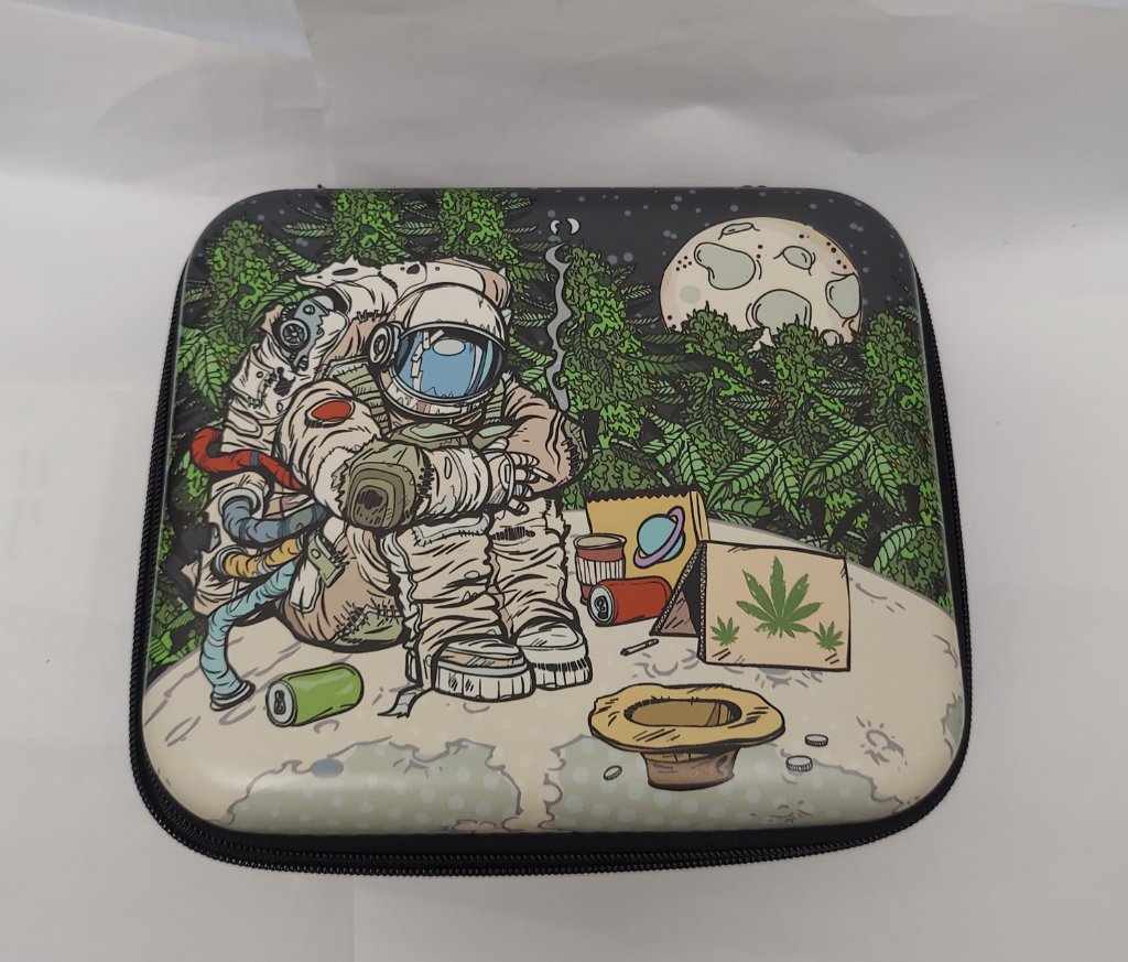 Astronaut Space Theme Smoking Kit