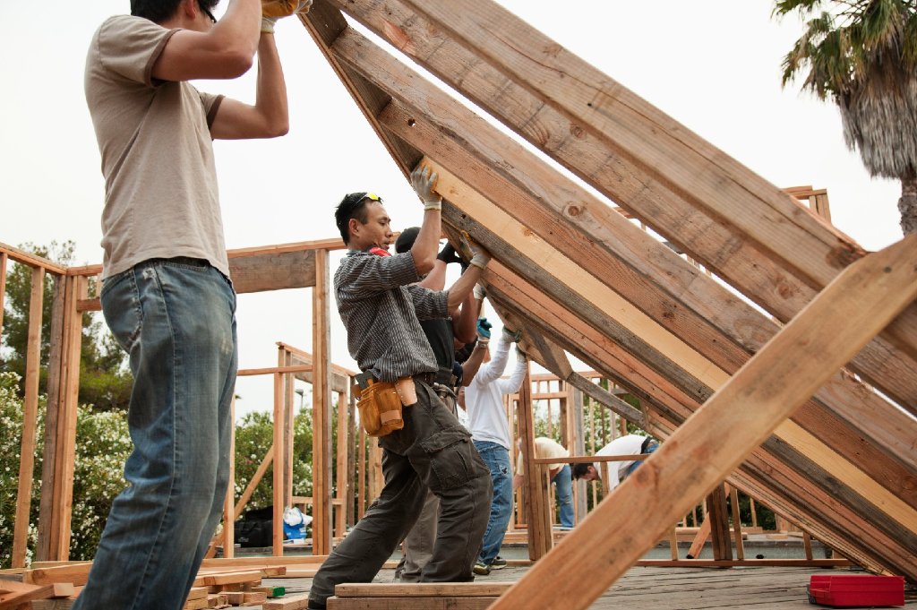 Brownlow Building team on a Melbourne construction site