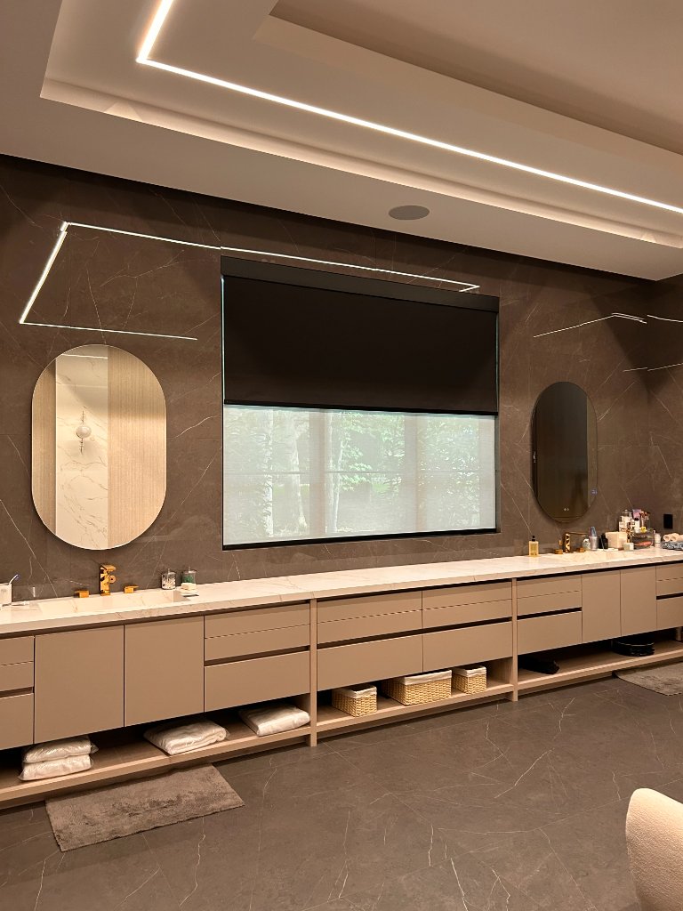 Roller Blinds - Blackout Bathroom