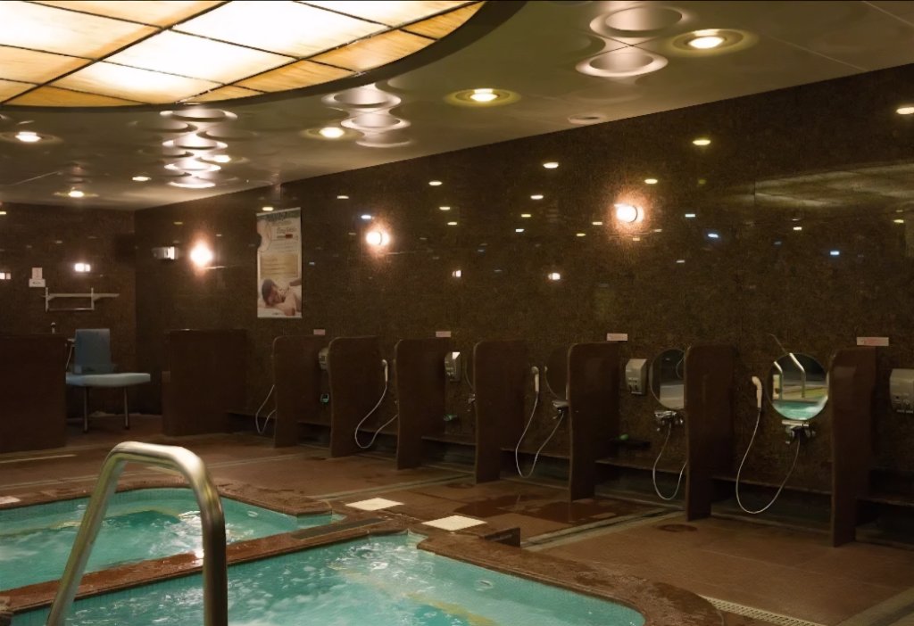 King Spa interior