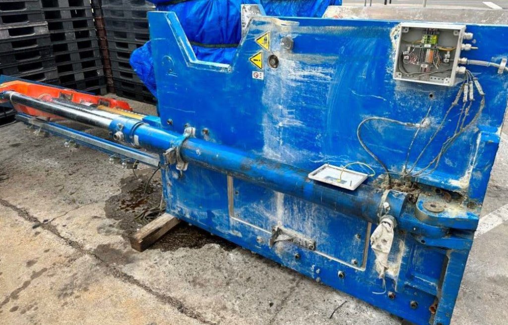 Hydraulic Hopper for GK-190E Internal Mixer