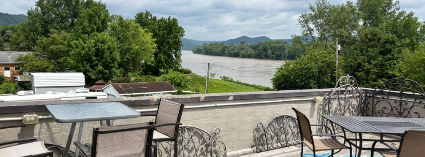 Watch the Barges Go By on a Rooftop Deck in Vanceburg, Kentucky