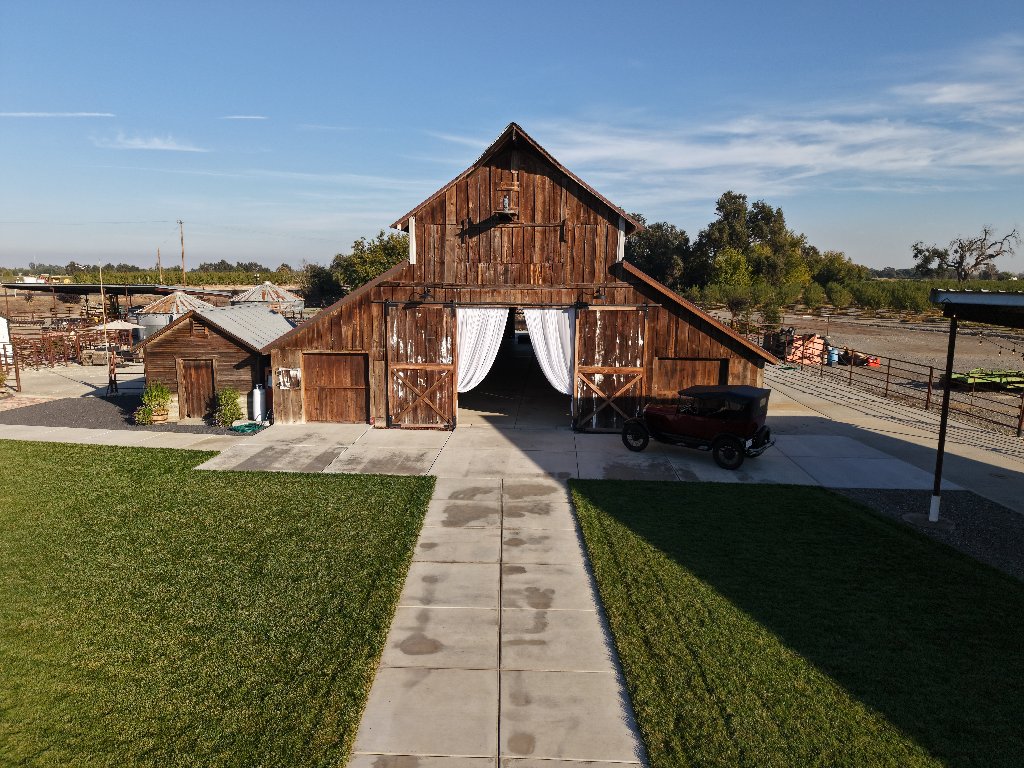 Oak Hollow Farms Contact