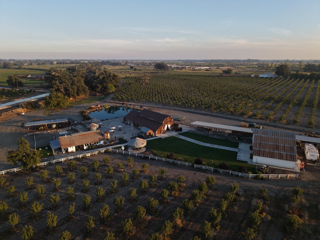 Oak Hollow Farms