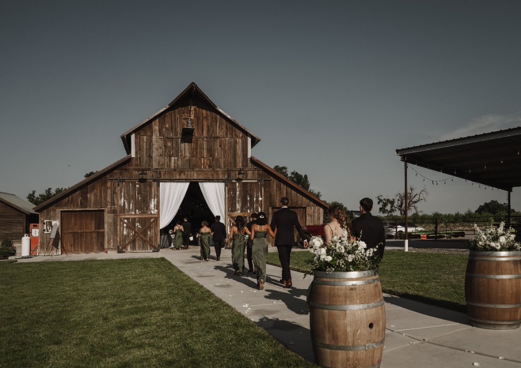 Brown Barn First Dance
