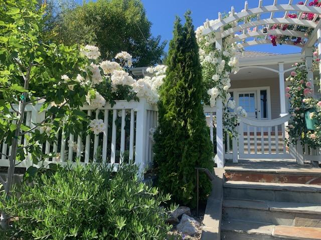 White Rose Arbor Entry Left