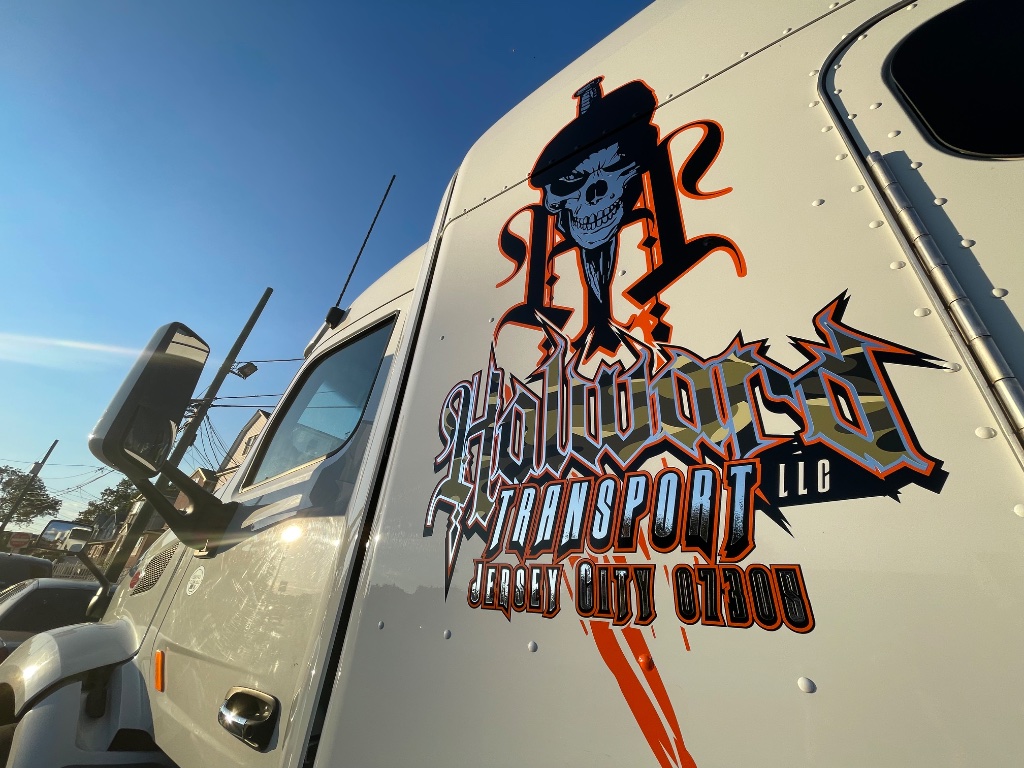 Skulldoza Transport