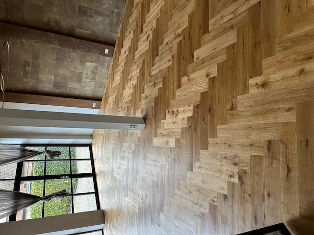 Moderne Woonruimte - Visgraat Design