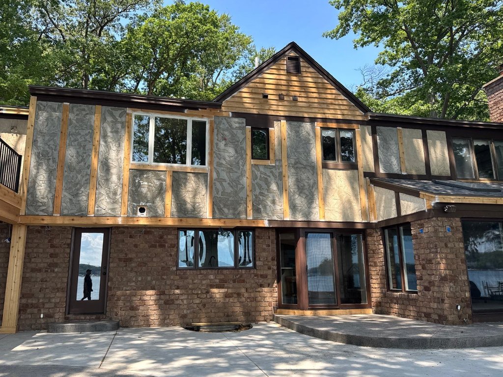 Exterior Home Transformation - Before