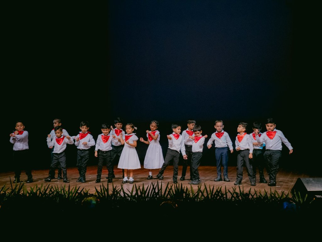 Madagascar Play