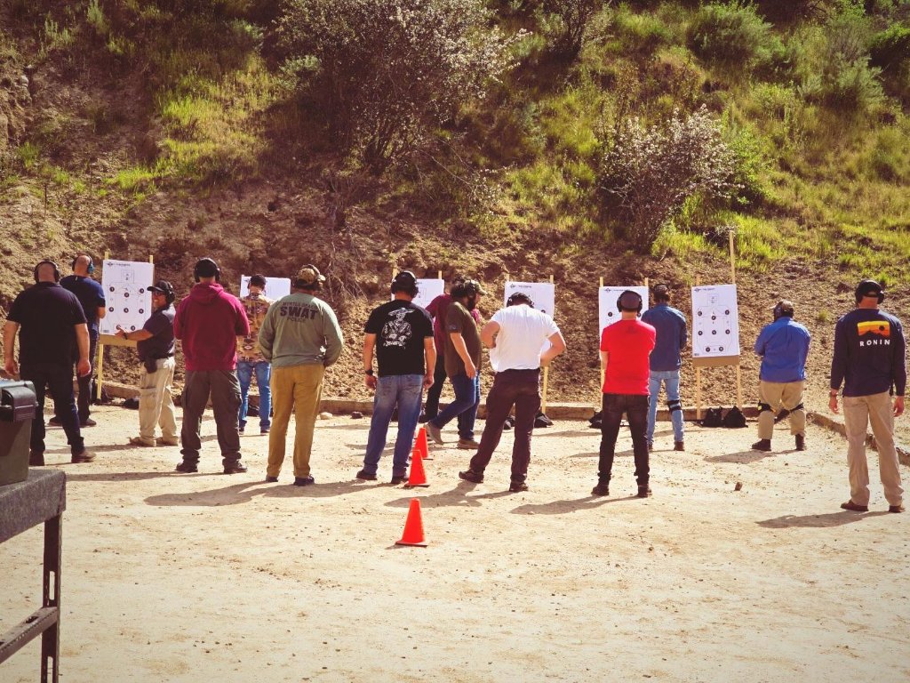 Large group defensive pistol class