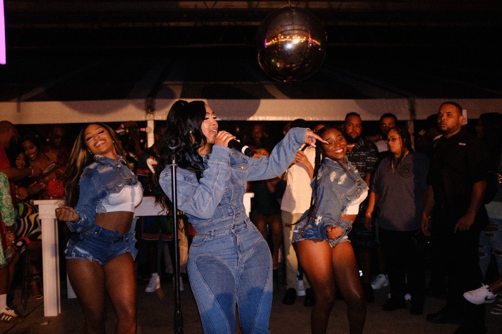 Celebrity - Live Performance I