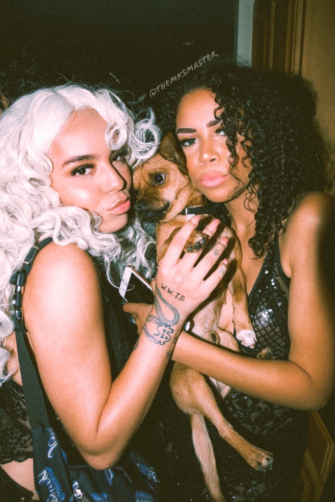 Celebrity - Two Girls & Dog