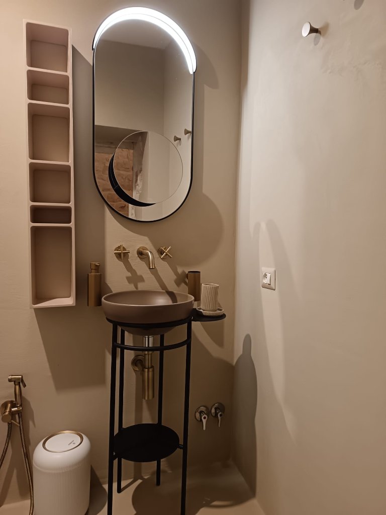 En-suite bathroom with designer fixtures